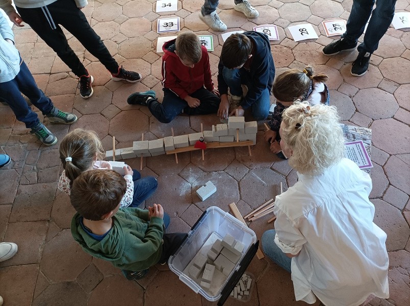 Visite en famille - Jeu de l&#39;oie des bâtisseurs