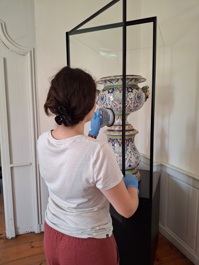 Mise sous vitrine